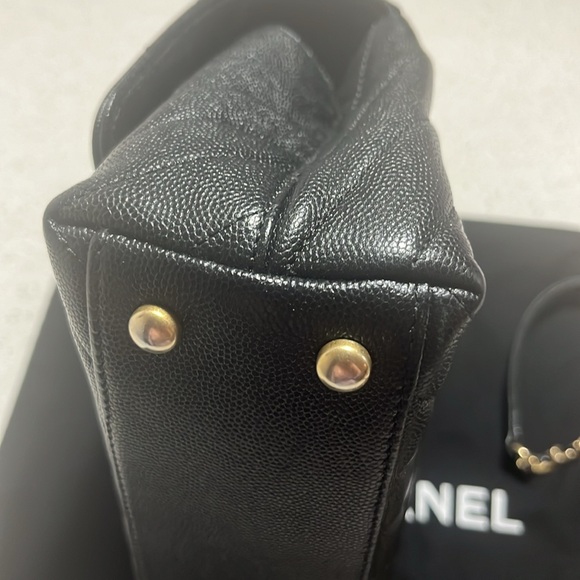 Chanel coco handle chevron with gold hardware 100% authentic - Picture 4 of 8